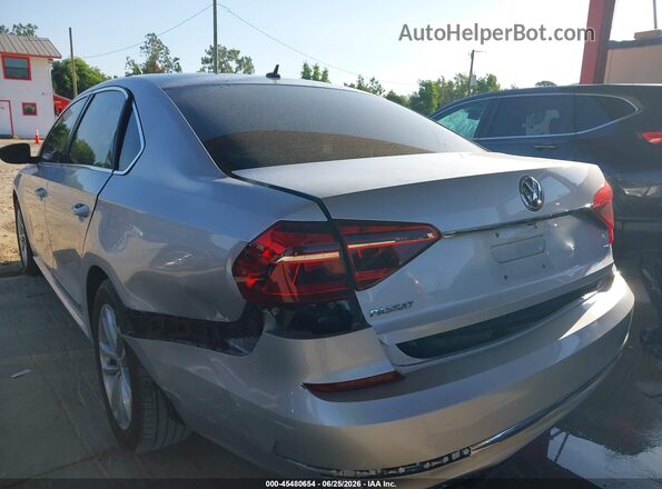 1VWAT7A39HC043692 2017 VOLKSWAGEN PASSAT Silver Դիմացի տեսք