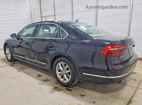1VWAT7A39HC083075 2017 VOLKSWAGEN PASSAT Black 