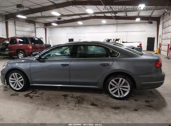 1VWBA7A31JC014431 2018 VOLKSWAGEN PASSAT Gray 