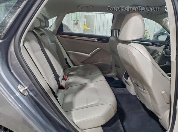 1VWBA7A31JC021878 2018 VOLKSWAGEN PASSAT Gray Вид задніх сидінь