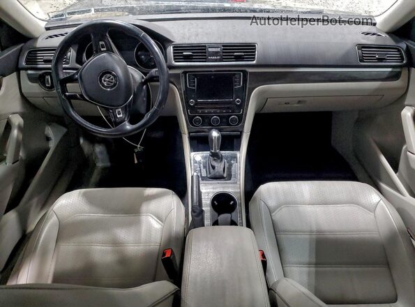 1VWBA7A31JC021878 2018 VOLKSWAGEN PASSAT Gray Вид панелі приладів