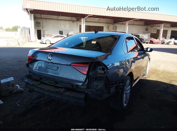 1VWBA7A31JC024148 2018 VOLKSWAGEN PASSAT Серый Задняя правая четверть