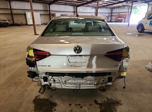 1VWBA7A34JC047231 2018 VOLKSWAGEN PASSAT Silver უკანა ხედი