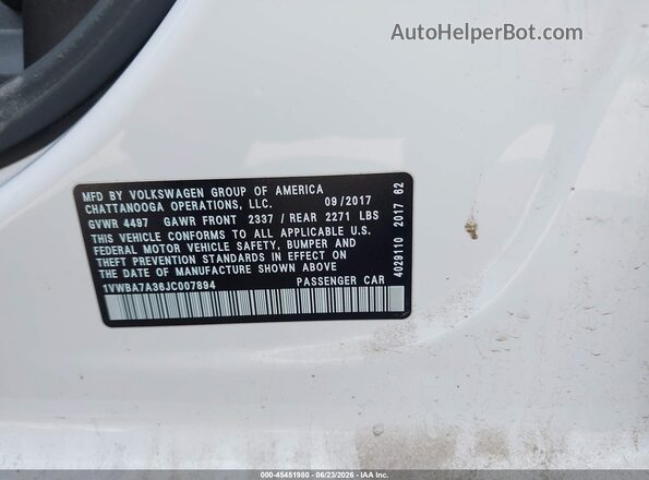 1VWBA7A36JC007894 2018 VOLKSWAGEN PASSAT White Vista del compartimento del motor