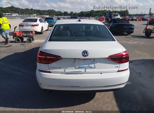 1VWBA7A36JC038174 2018 VOLKSWAGEN PASSAT White 