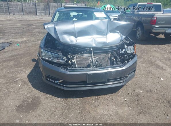 1VWBA7A3XJC013116 2018 VOLKSWAGEN PASSAT Gray წინა ხედი