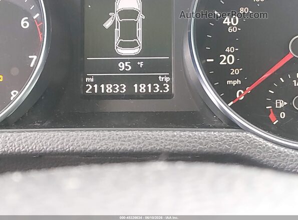 1VWBA7A3XJC024309 2018 VOLKSWAGEN PASSAT Black 