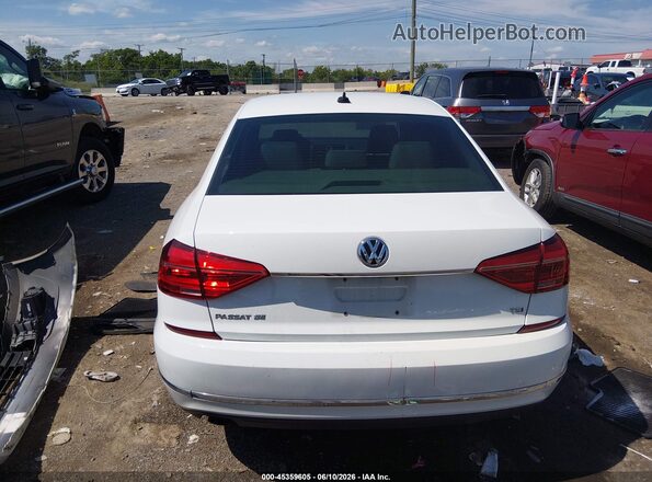 1VWBS7A37GC039906 2016 VOLKSWAGEN PASSAT White 