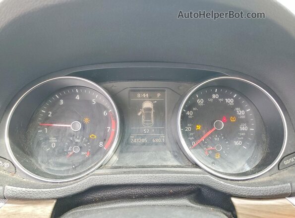 1VWBT7A30HC001092 2017 VOLKSWAGEN PASSAT White Սարքավորումների վահանակի տեսք