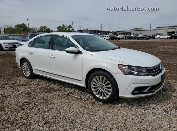 1VWBT7A30HC001092 2017 VOLKSWAGEN PASSAT White Առջևի աջ