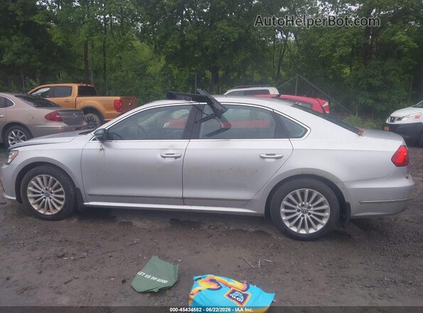 1VWBT7A31GC013024 2016 VOLKSWAGEN PASSAT Silver 360 interior view