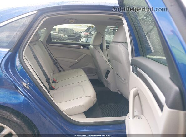 1VWBT7A3XHC079315 2017 VOLKSWAGEN PASSAT Blue Вид наклейки з VIN-кодом