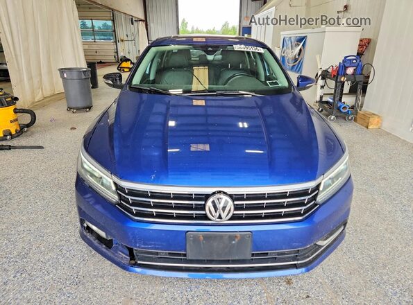 1VWCM7A33HC068870 2017 VOLKSWAGEN PASSAT Blue 
