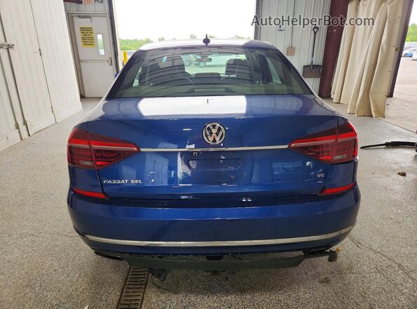 1VWCM7A33HC068870 2017 VOLKSWAGEN PASSAT Blue 
