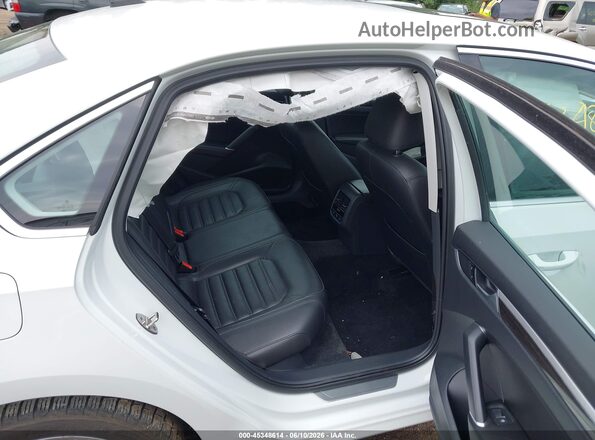 1VWCM7A36GC015675 2016 VOLKSWAGEN PASSAT White VIN կոդի պիտակի տեսք
