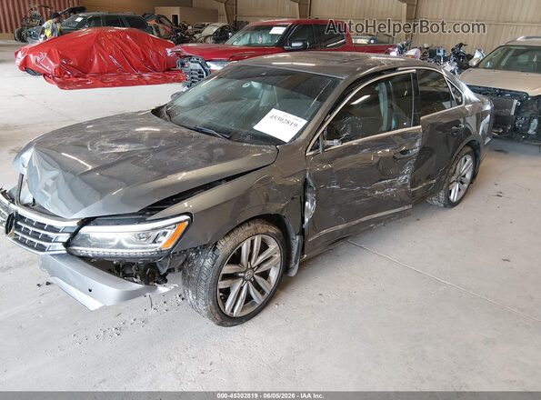 1VWCT7A31HC082091 2017 VOLKSWAGEN PASSAT Gray Vista tres cuartos delantera izquierda