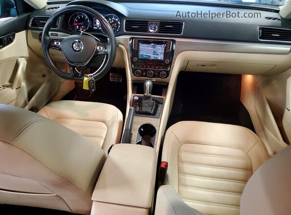 1VWCT7A33HC042045 2017 VOLKSWAGEN PASSAT Black Вид панелі приладів