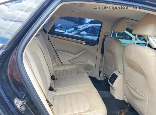 1VWCT7A33HC063476 2017 VOLKSWAGEN PASSAT Black Widok tylnych siedzeń