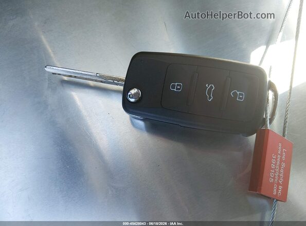 1VWCT7A37GC007734 2016 VOLKSWAGEN PASSAT Серый Вид панели приборов