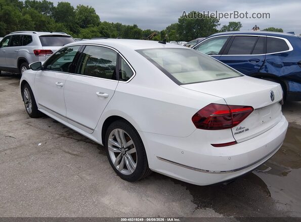 1VWCT7A37HC070592 2017 VOLKSWAGEN PASSAT White Trasero izquierdo
