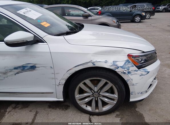 1VWCT7A37HC070592 2017 VOLKSWAGEN PASSAT White Vista frontal