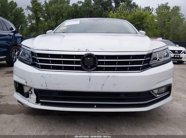 1VWCT7A37HC070592 2017 VOLKSWAGEN PASSAT White 