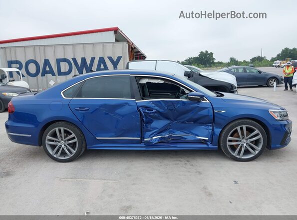 1VWDT7A30HC002459 2017 VOLKSWAGEN PASSAT Blue Widok wnętrza z tyłu