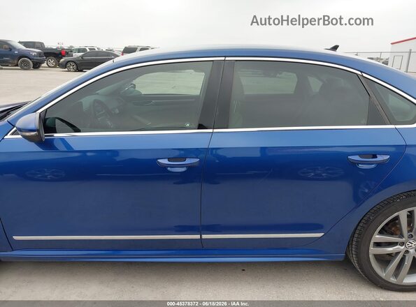 1VWDT7A30HC002459 2017 VOLKSWAGEN PASSAT Blue Widok wnętrza 360 stopni