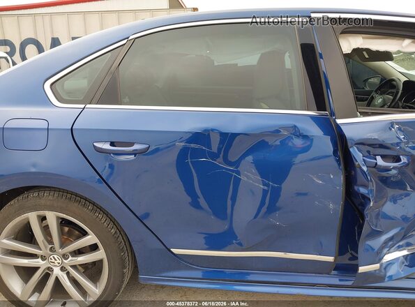 1VWDT7A30HC002459 2017 VOLKSWAGEN PASSAT Blue 