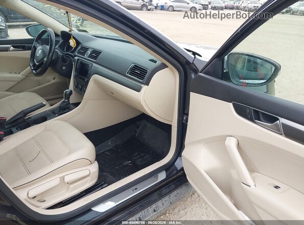 1VWDT7A31HC080264 2017 VOLKSWAGEN PASSAT Black Սալոնի դիմացի տեսք