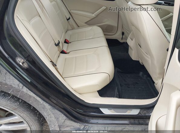 1VWDT7A31HC080264 2017 VOLKSWAGEN PASSAT Black VIN կոդի պիտակի տեսք