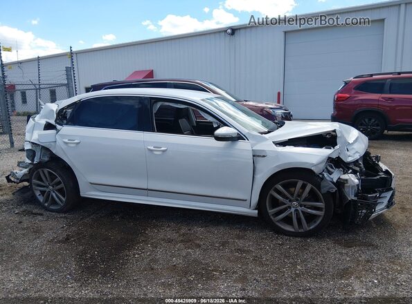 1VWDT7A32HC030697 2017 VOLKSWAGEN PASSAT White Vista del cuadro de instrumentos