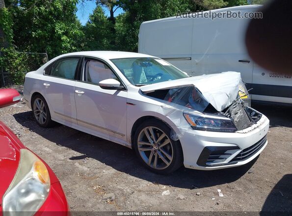 1VWDT7A32HC049377 2017 VOLKSWAGEN PASSAT White 