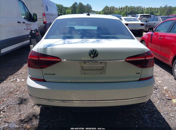 1VWDT7A32HC049377 2017 VOLKSWAGEN PASSAT White 