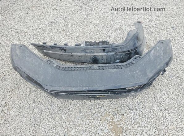 1VWDT7A32HC060623 2017 VOLKSWAGEN PASSAT Black ძრავის განყოფილების ხედი