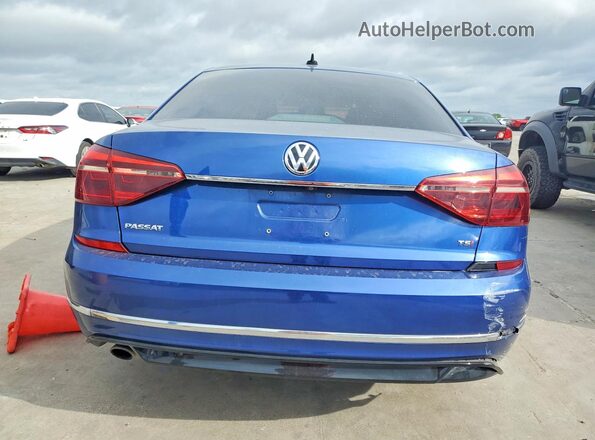 1VWDT7A32HC060962 2017 VOLKSWAGEN PASSAT Blue Вид ззаду