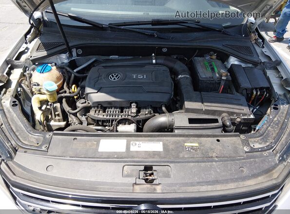 1VWDT7A33HC044415 2017 VOLKSWAGEN PASSAT Silver 