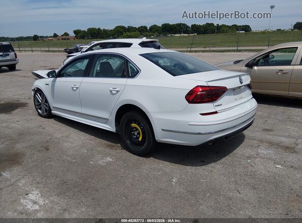 1VWDT7A34HC017935 2017 VOLKSWAGEN PASSAT White Rear left