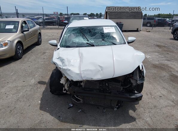 1VWDT7A34HC017935 2017 VOLKSWAGEN PASSAT White Rear interior view