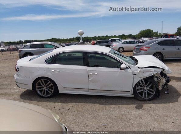 1VWDT7A34HC017935 2017 VOLKSWAGEN PASSAT White 360 interior view