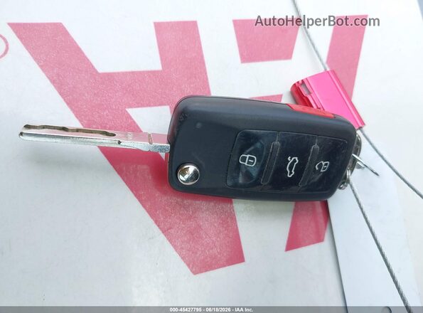 1VWDT7A34HC036016 2017 VOLKSWAGEN PASSAT Silver წინა პანელის ხედი