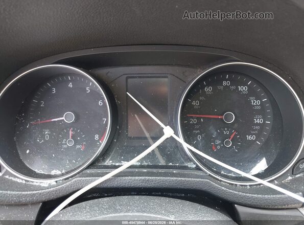 1VWDT7A34HC047677 2017 VOLKSWAGEN PASSAT Black Widok tylnych siedzeń