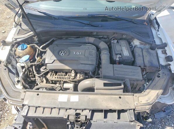 1VWDT7A35HC003297 2017 VOLKSWAGEN PASSAT White Rear interior view