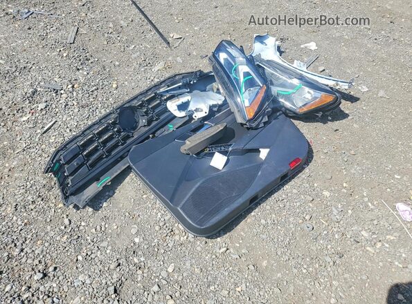 1VWDT7A35HC003297 2017 VOLKSWAGEN PASSAT White Engine compartment view