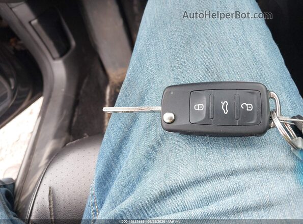 1VWDT7A36HC080051 2017 VOLKSWAGEN PASSAT Gray წინა პანელის ხედი