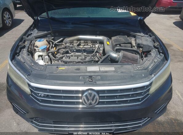1VWDT7A37HC032882 2017 VOLKSWAGEN PASSAT Black Հետևի տեսք