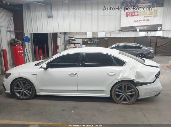 1VWDT7A37HC063288 2017 VOLKSWAGEN PASSAT White 360 interior view