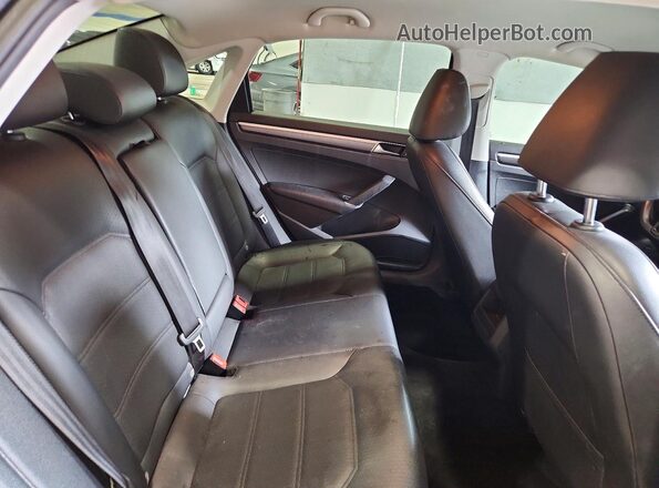 1VWDT7A38HC031210 2017 VOLKSWAGEN PASSAT Gray Widok tylnych siedzeń