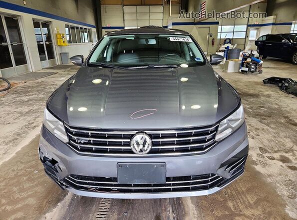 1VWDT7A38HC031210 2017 VOLKSWAGEN PASSAT Gray Widok z przodu