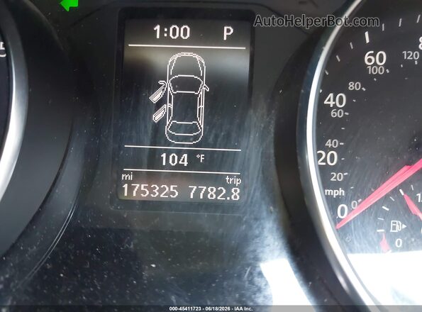 1VWDT7A38HC050677 2017 VOLKSWAGEN PASSAT Black 